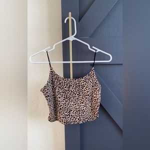 small crop cheetah print tank top;)